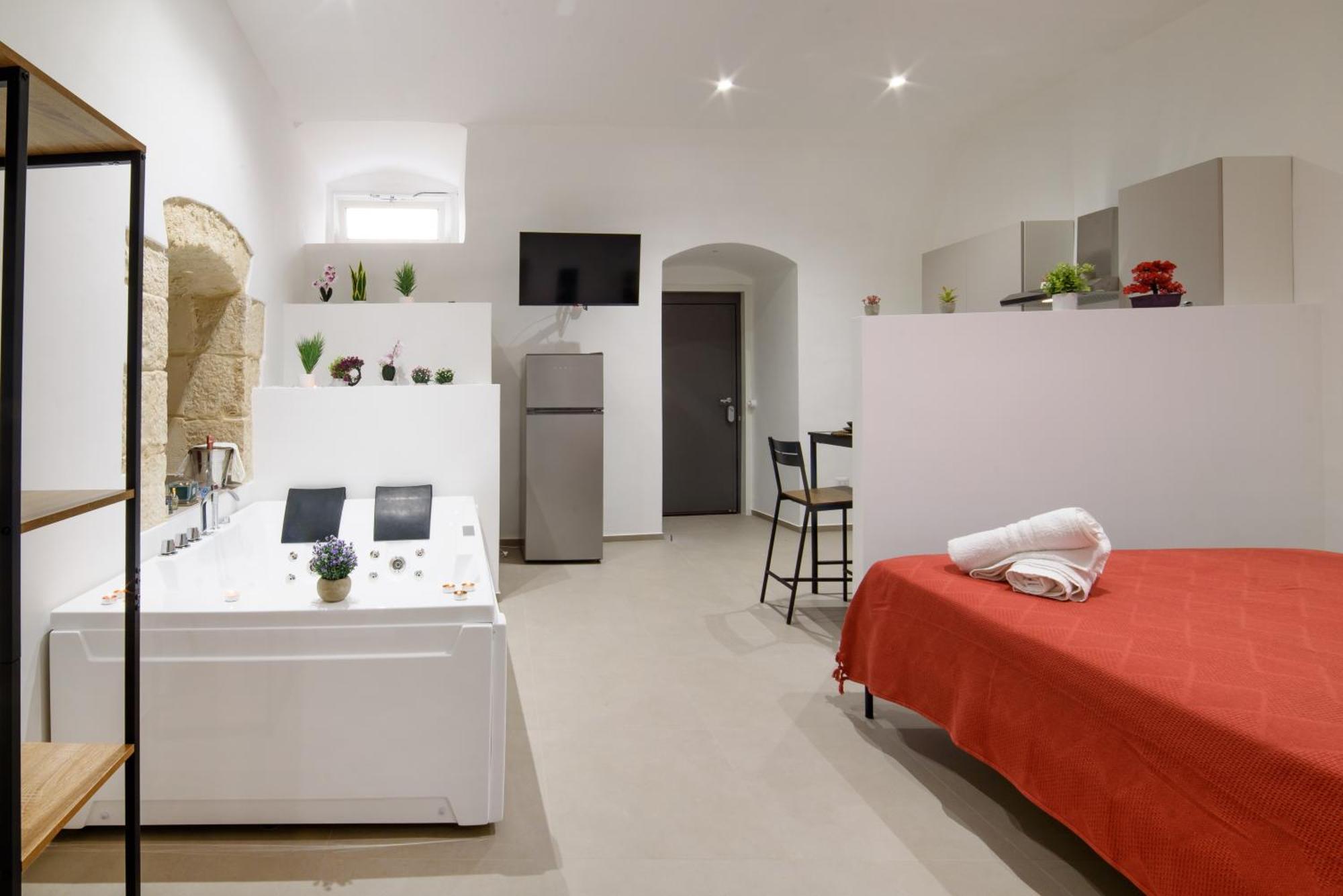 Le Puglie Luxury Apartments Molfetta Bagian luar foto